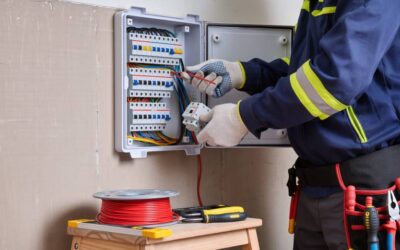 What does a commercial electrician do?